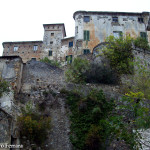 il Castello Del Carretto visto dalla piazza