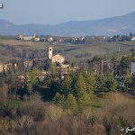 castello di Stefanago - veduta della parrocchiale di Fortunago dalla torre